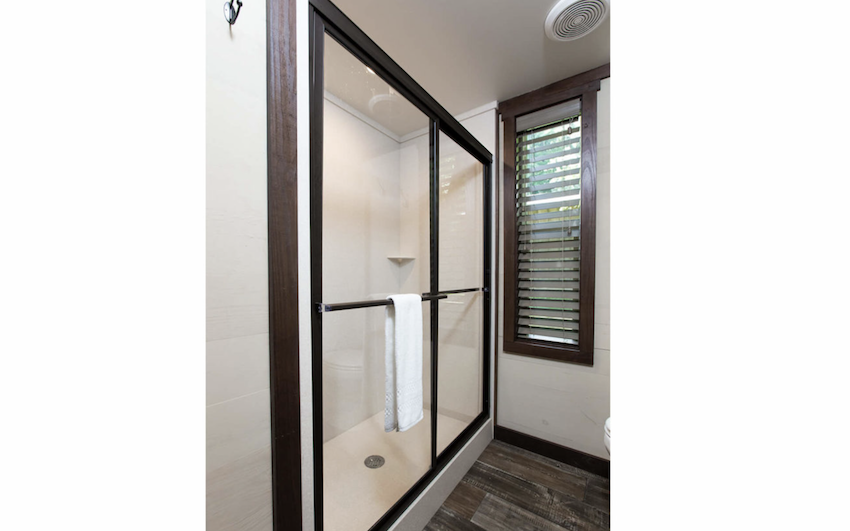 The Seabreeze park model tiny home for sale in Columbia MO — photo 7